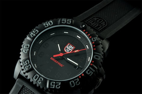 Luminox Briefingコラボウォッチ ブリーフィング ルミノックス35000円