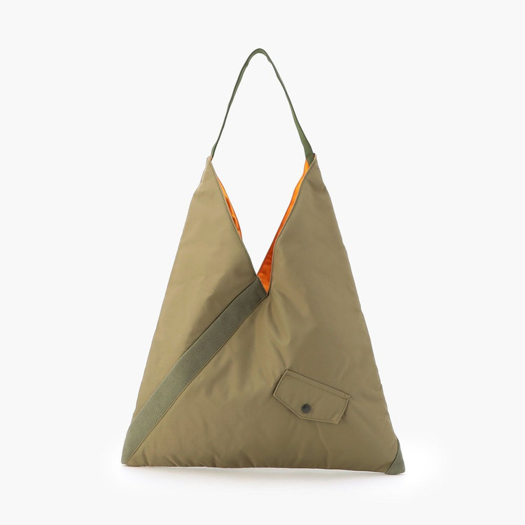 TILT TRIANGLE TOTE L（TILTトライアングルトート（Lサイズ