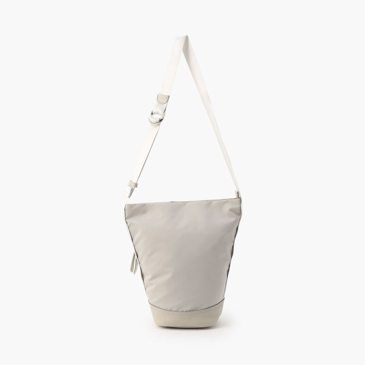 SLIM BOAT SHOULDER（ショルダーバッグ）｜BRIEFING