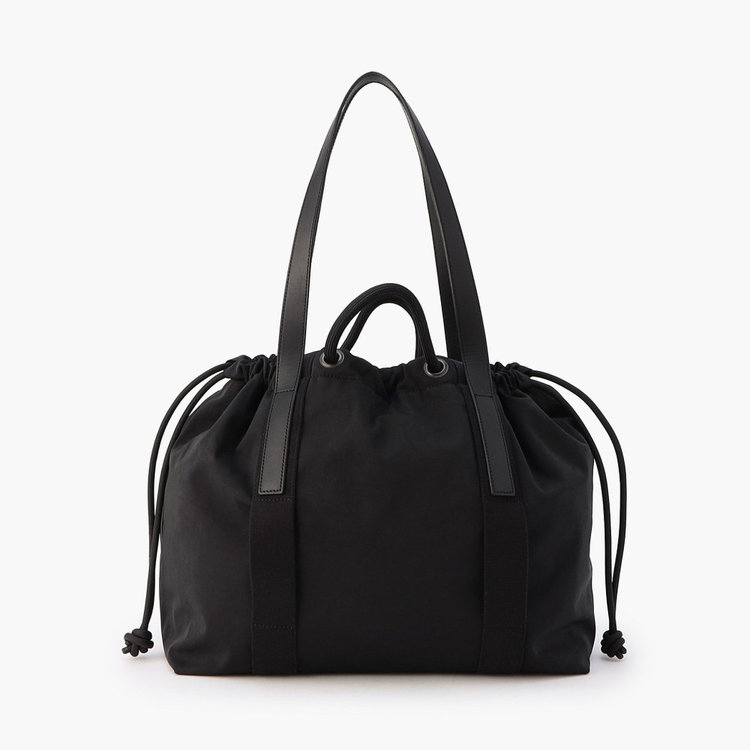 Urban Square Zip Tote（アーバンスクウェアジップトート